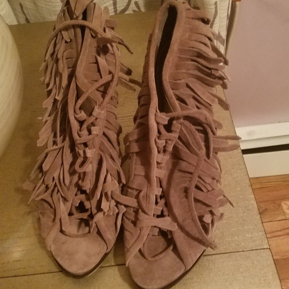 Zara Shoes - Zara suede sandals